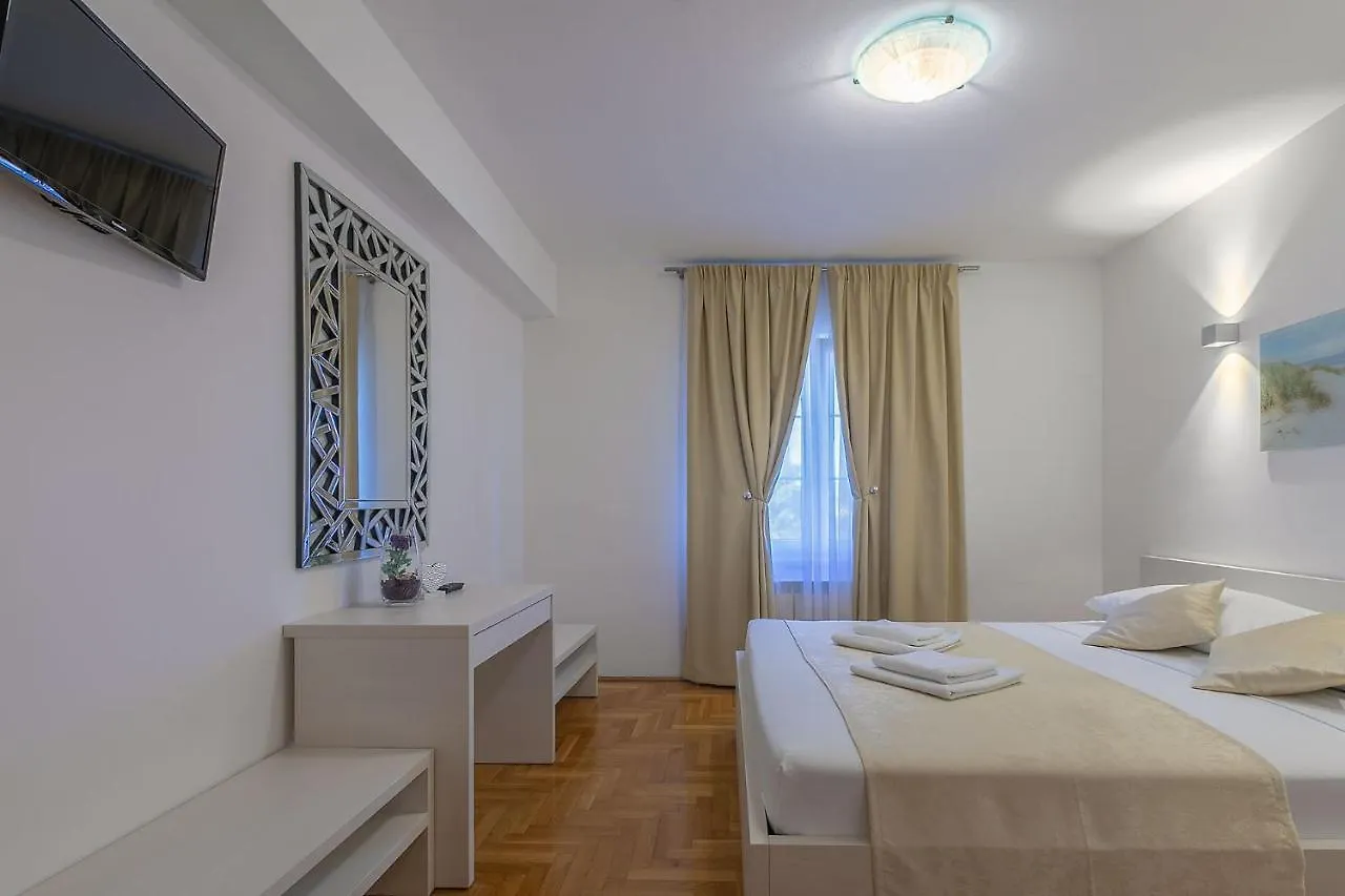*** Bed & Breakfast B&B-Ld Pula Croatia