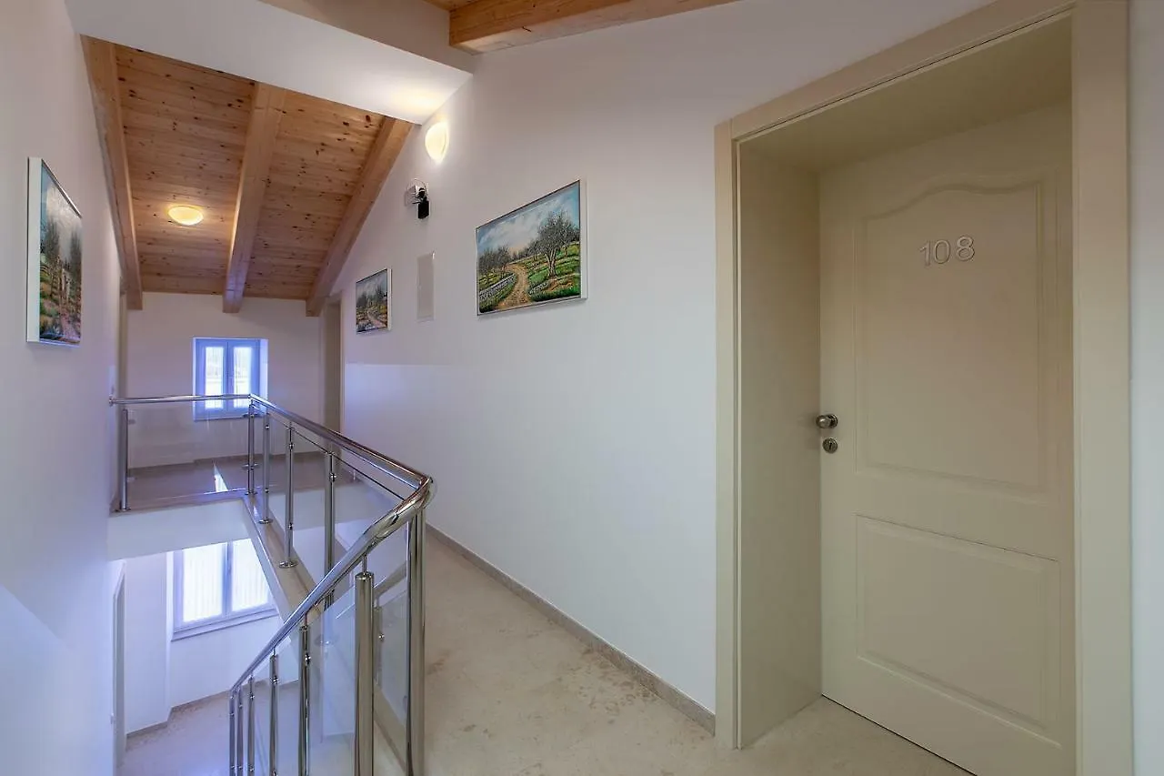 Bed & Breakfast B&B-Ld Pula